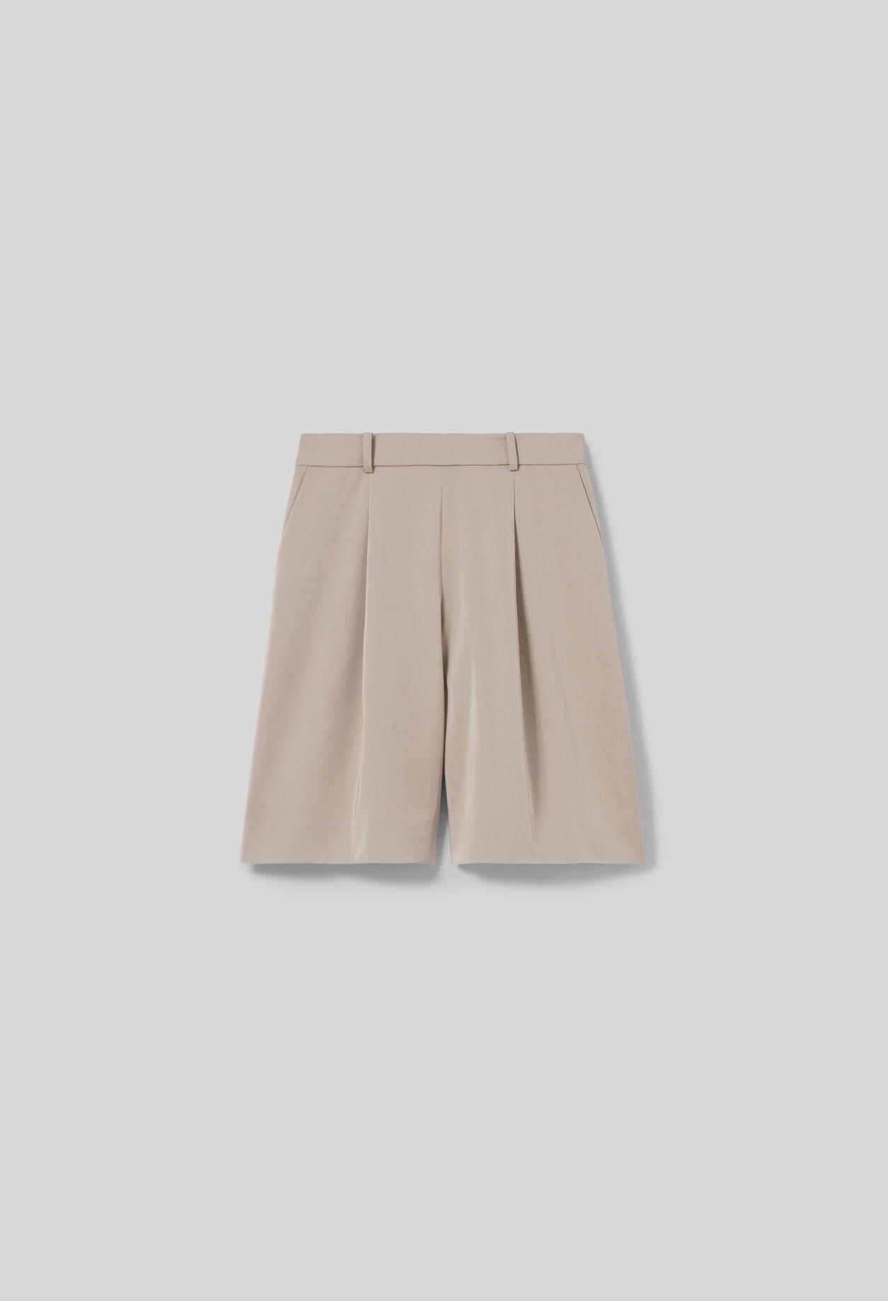 Pleated Bermuda Shorts