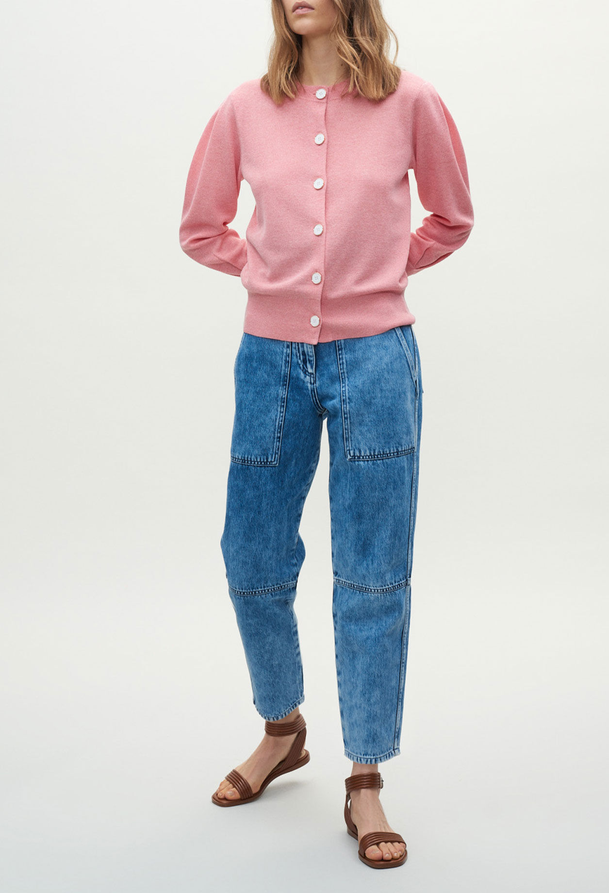 Round neck cardigan Round neck cardigan