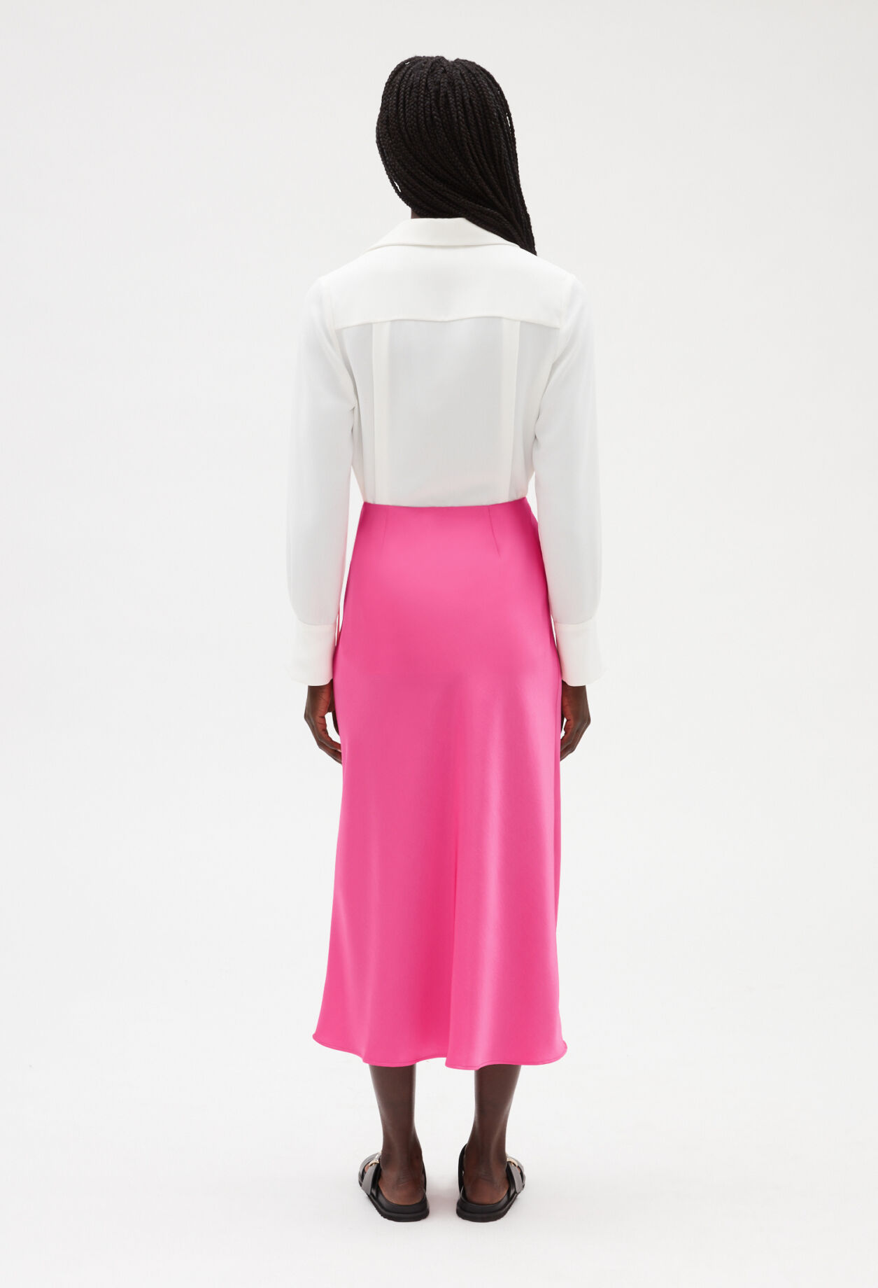 Pink mid-length tie dress