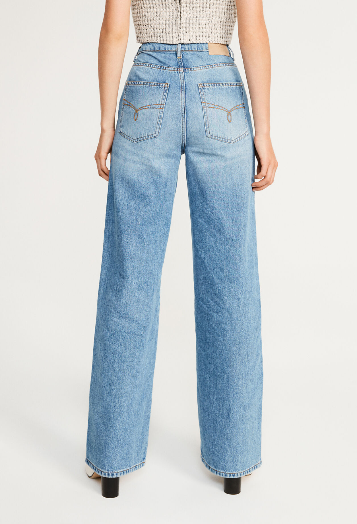 Washed out jeans made of organic cotton Washed out jeans made of organic cotton