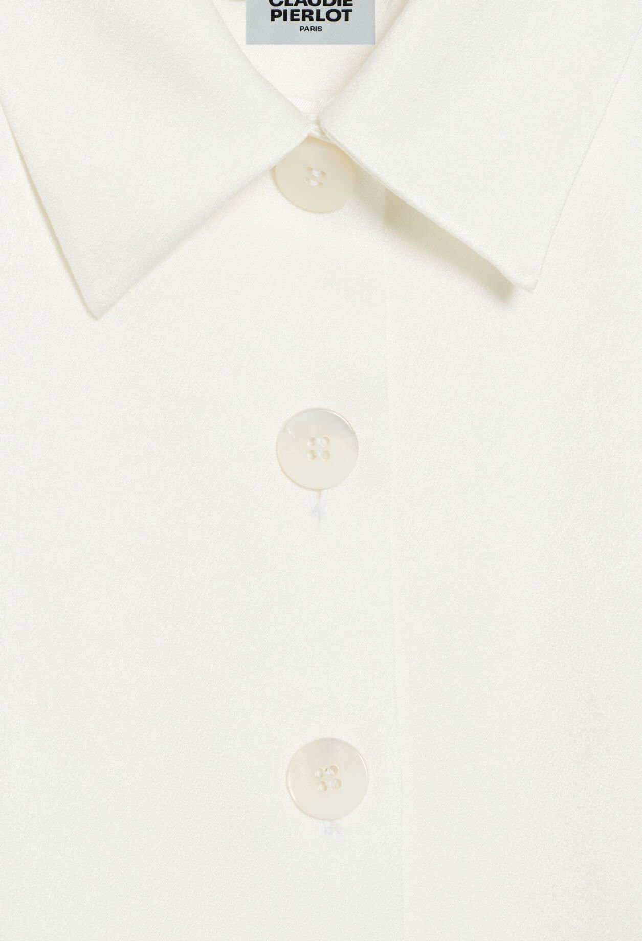 Short ecru satin dress