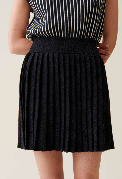Grey marl knit mini skirt