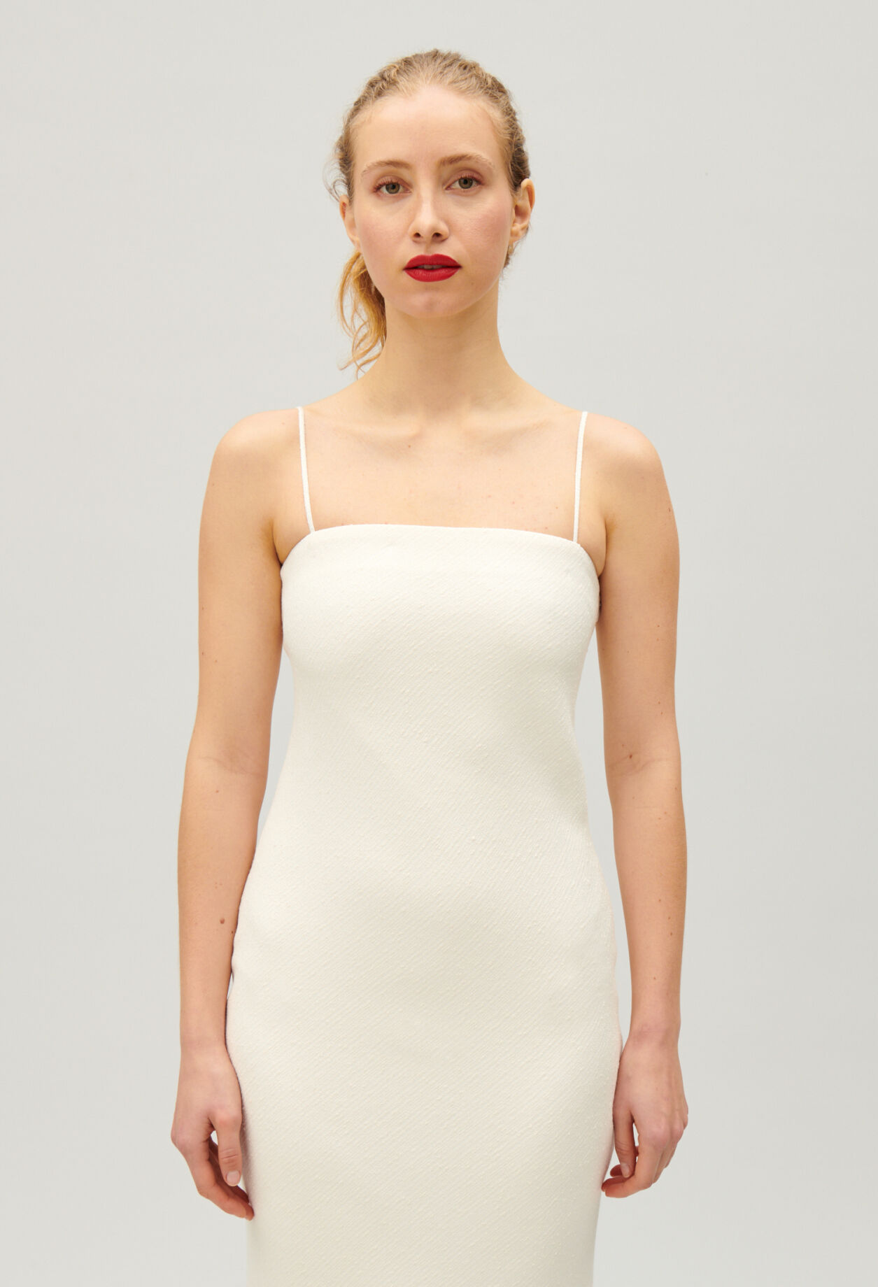 Short ecru tube dress