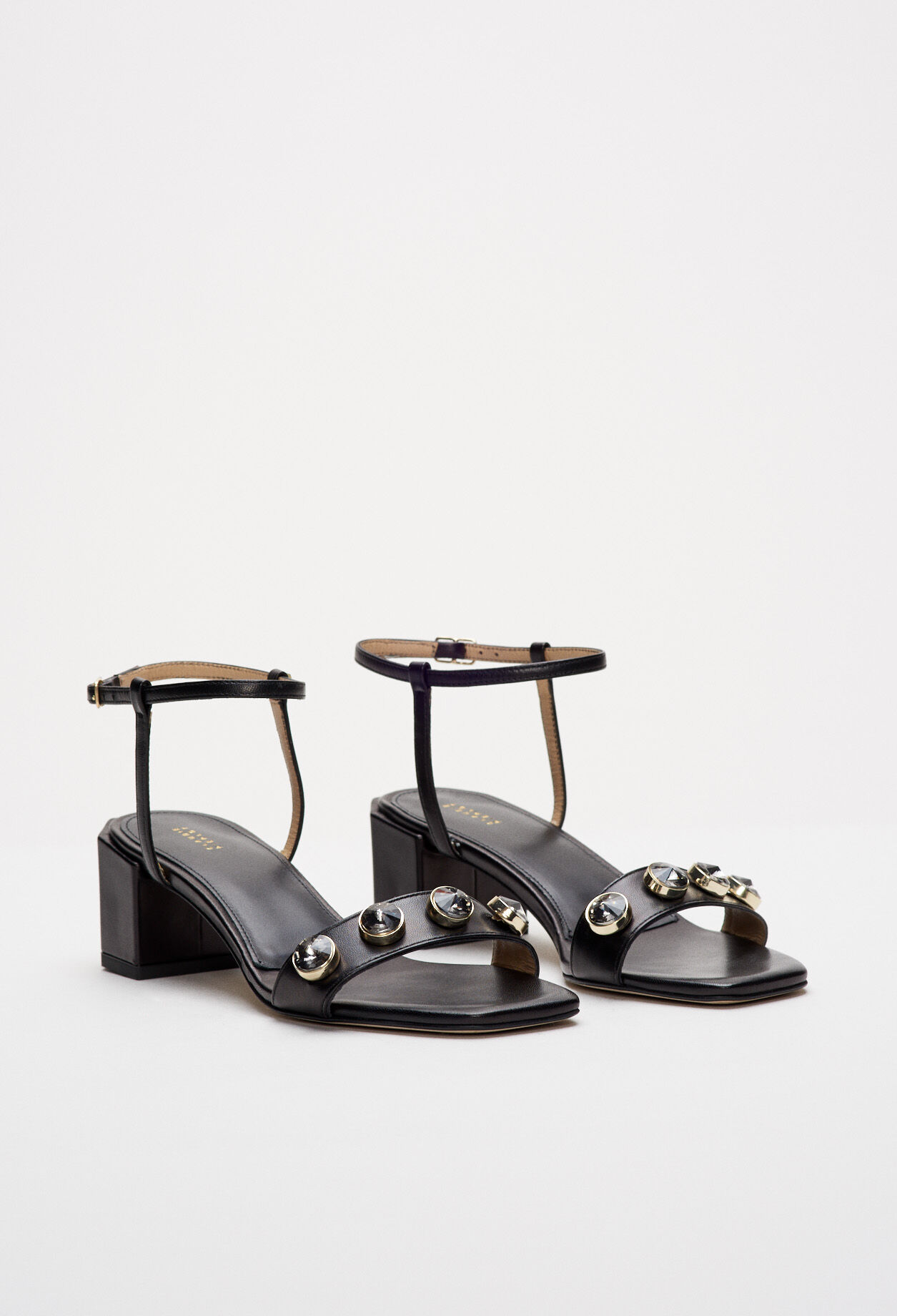 Summer sandals with square heels Summer sandals with square heels