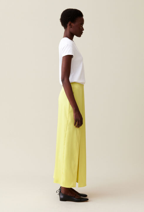 Flowy Pleated Maxi Skirt