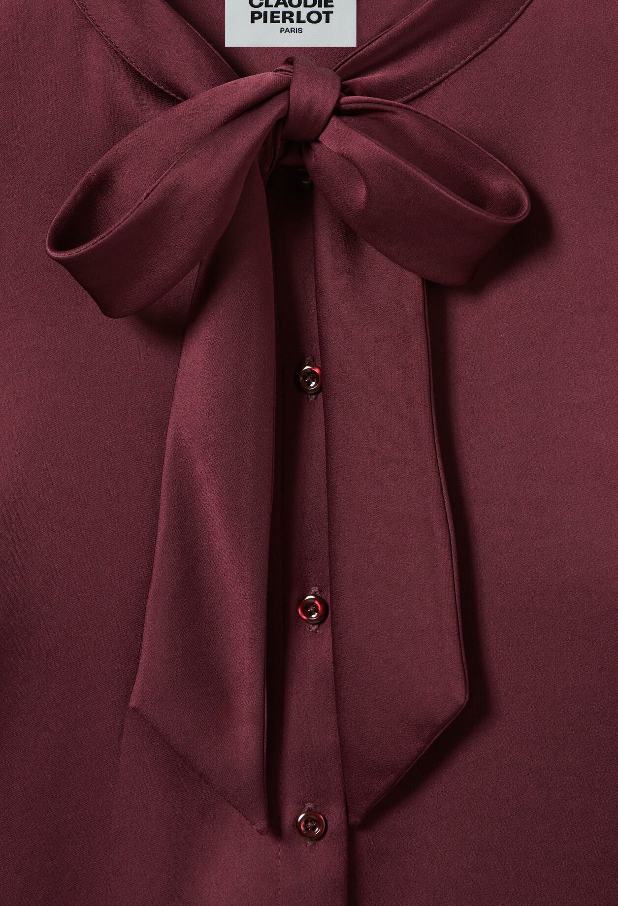 Sleeveless satin blouse