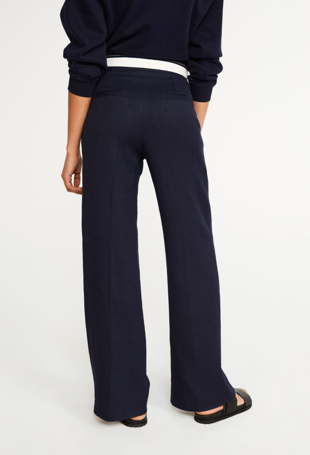 High-rise trousers