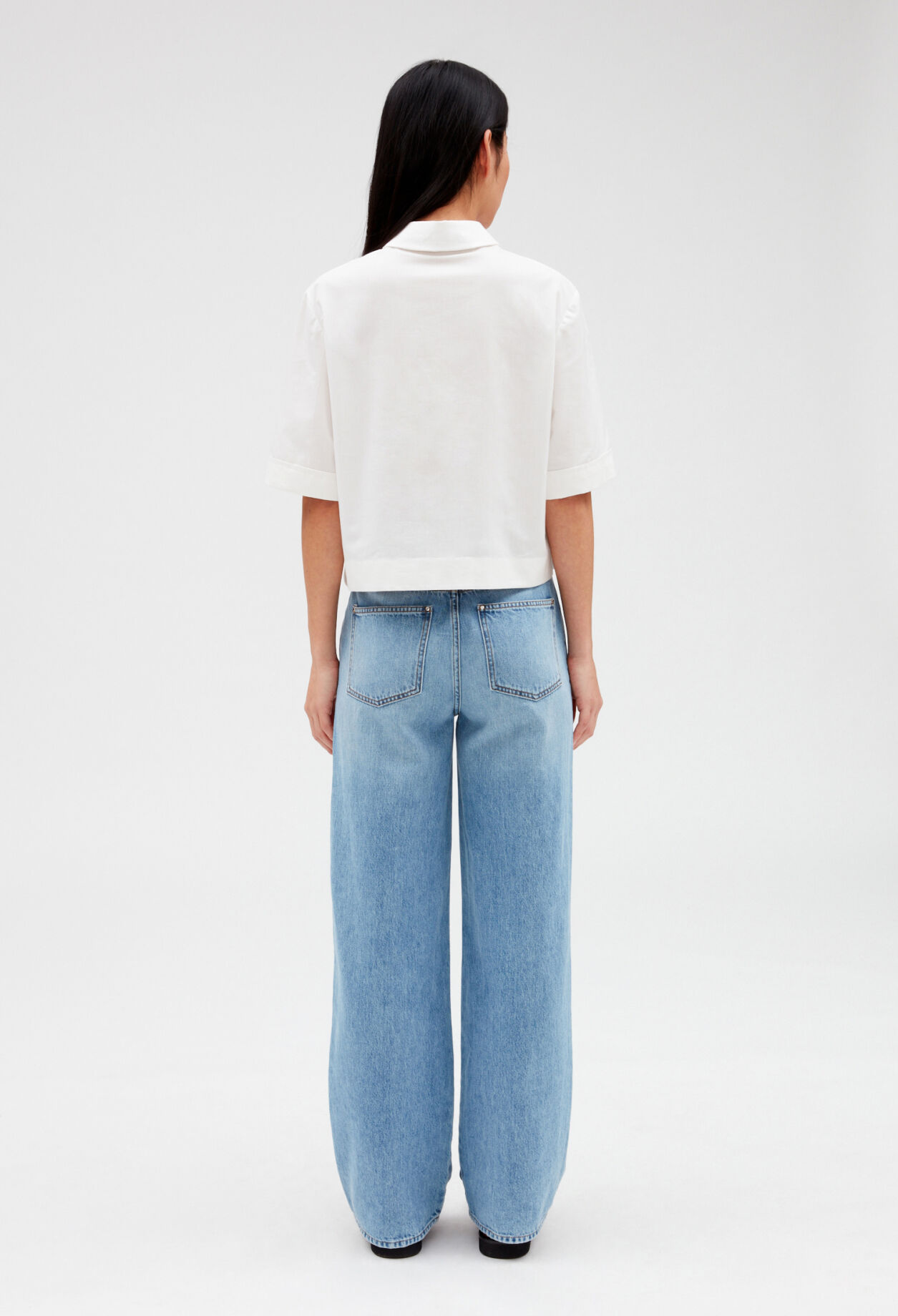 Off-white embroidered cropped shirt
