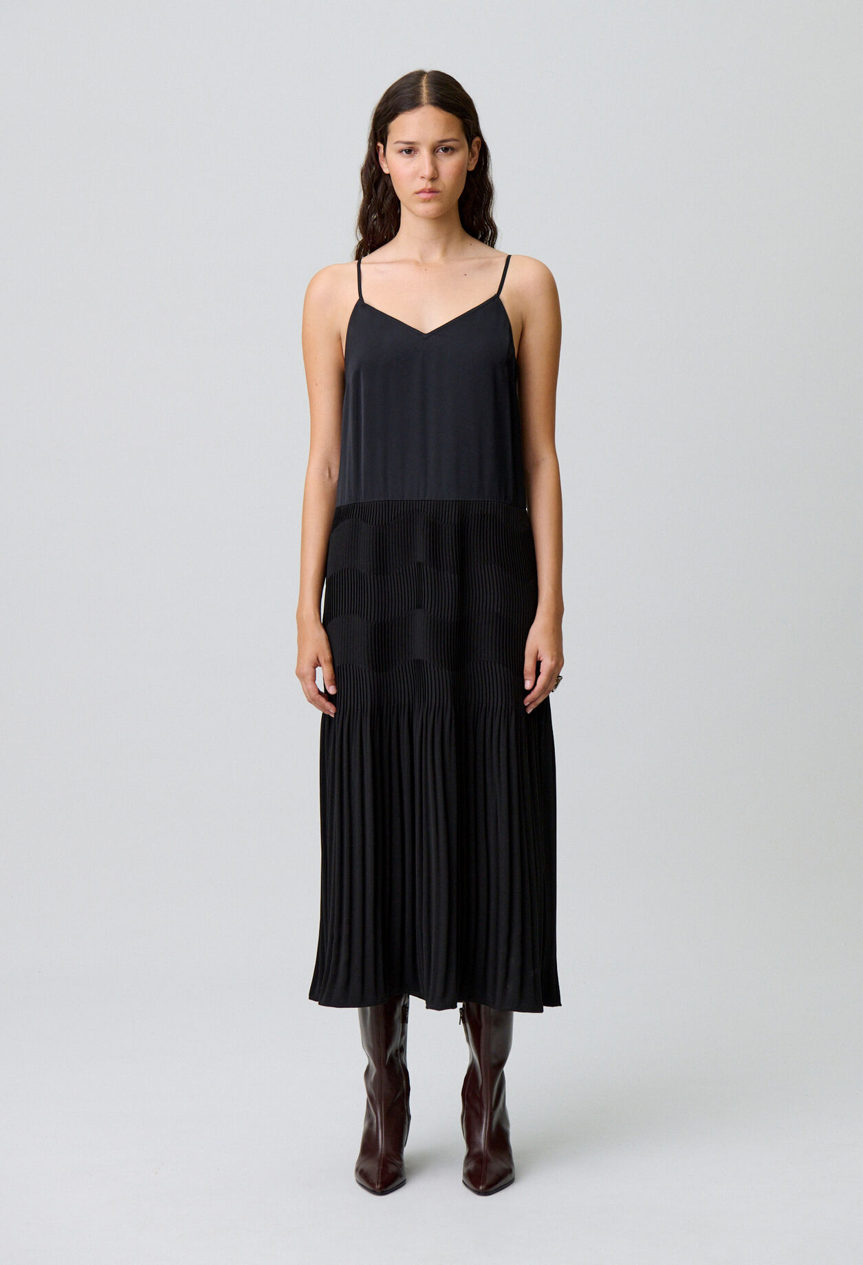 Flowing long strap dress Flowing long strap dress
