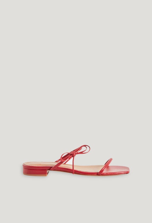 Flat strappy sandals