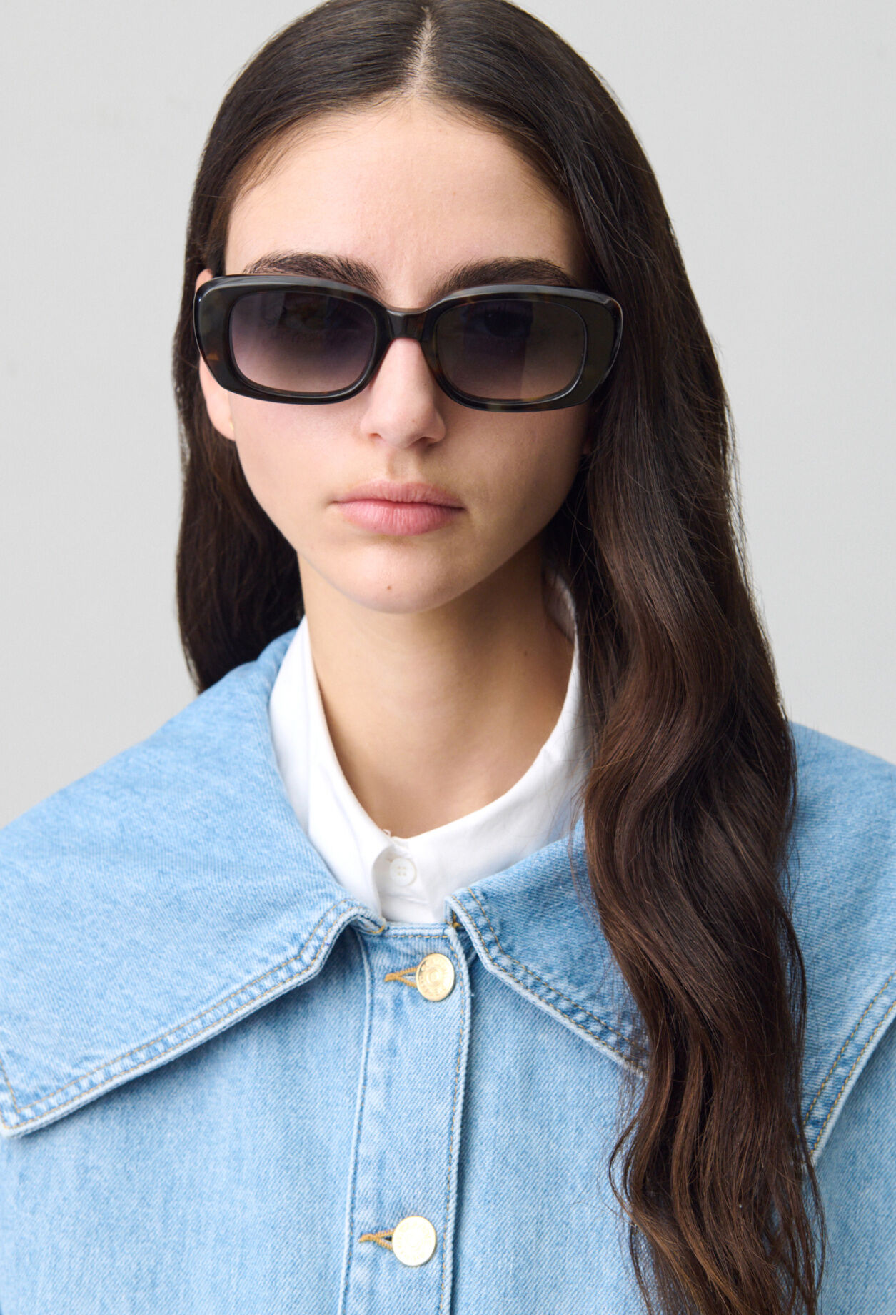 Rectangular sunglasses