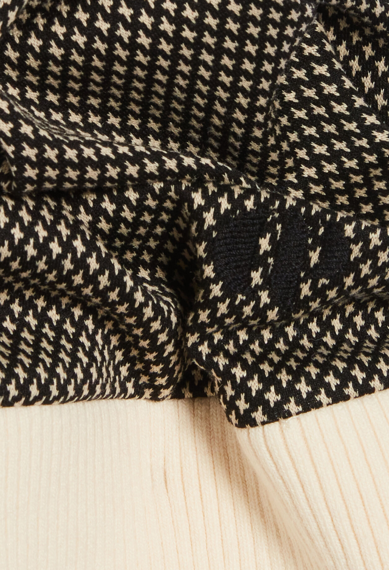 Chocolate sleeveless jumper