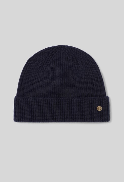 Knitted wool beanie