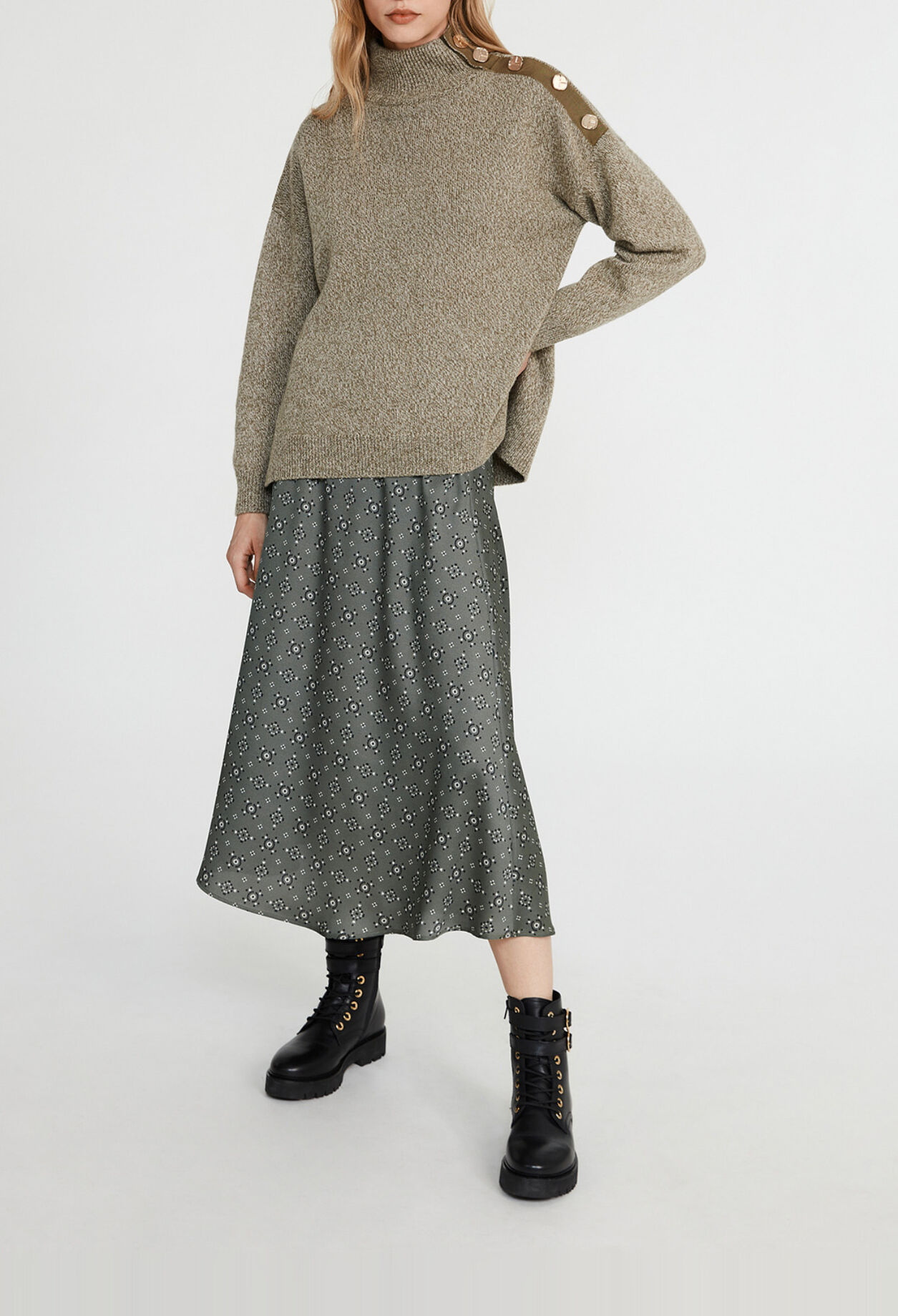 Oversize sweater in wool