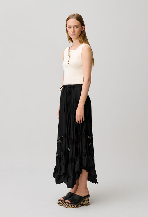 Asymmetrical pleated skirt