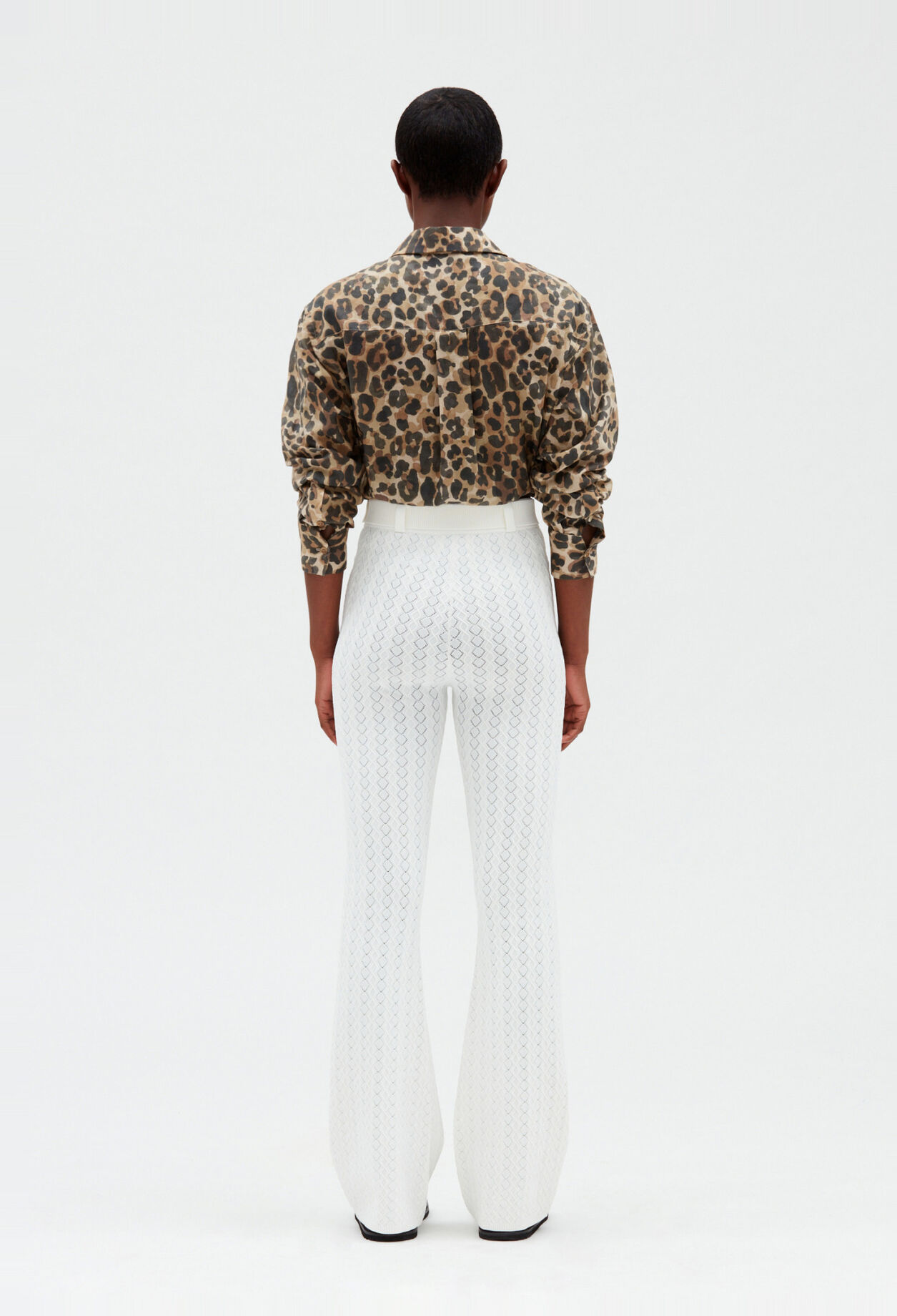 Off-whit knit trousers