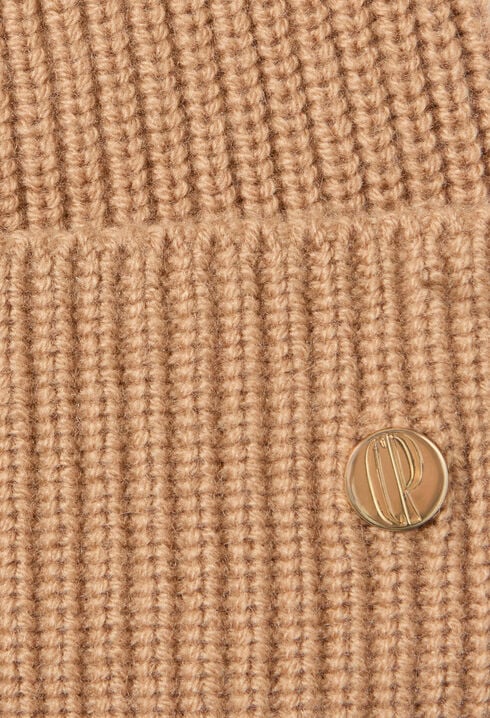 Knitted wool beanie