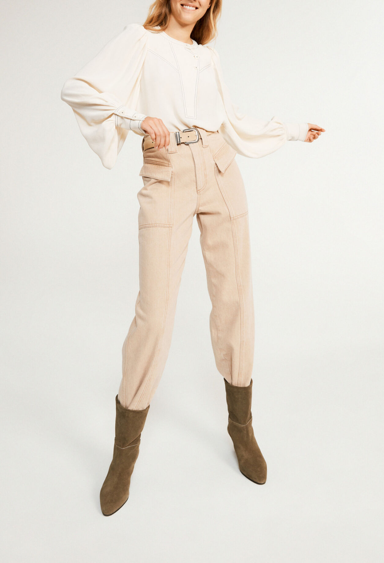 Slightly baggy straight-cut jeans Slightly baggy straight-cut jeans