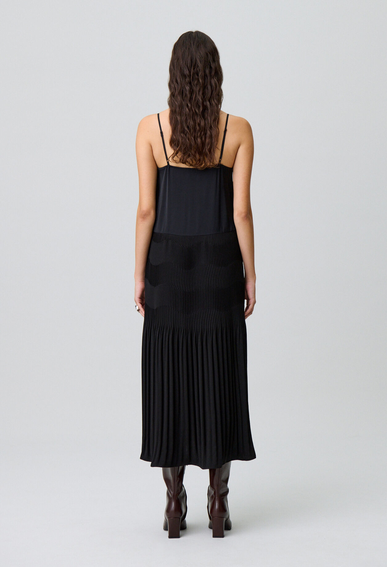 Flowing long strap dress Flowing long strap dress