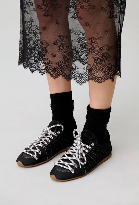 Swing metallic trainers