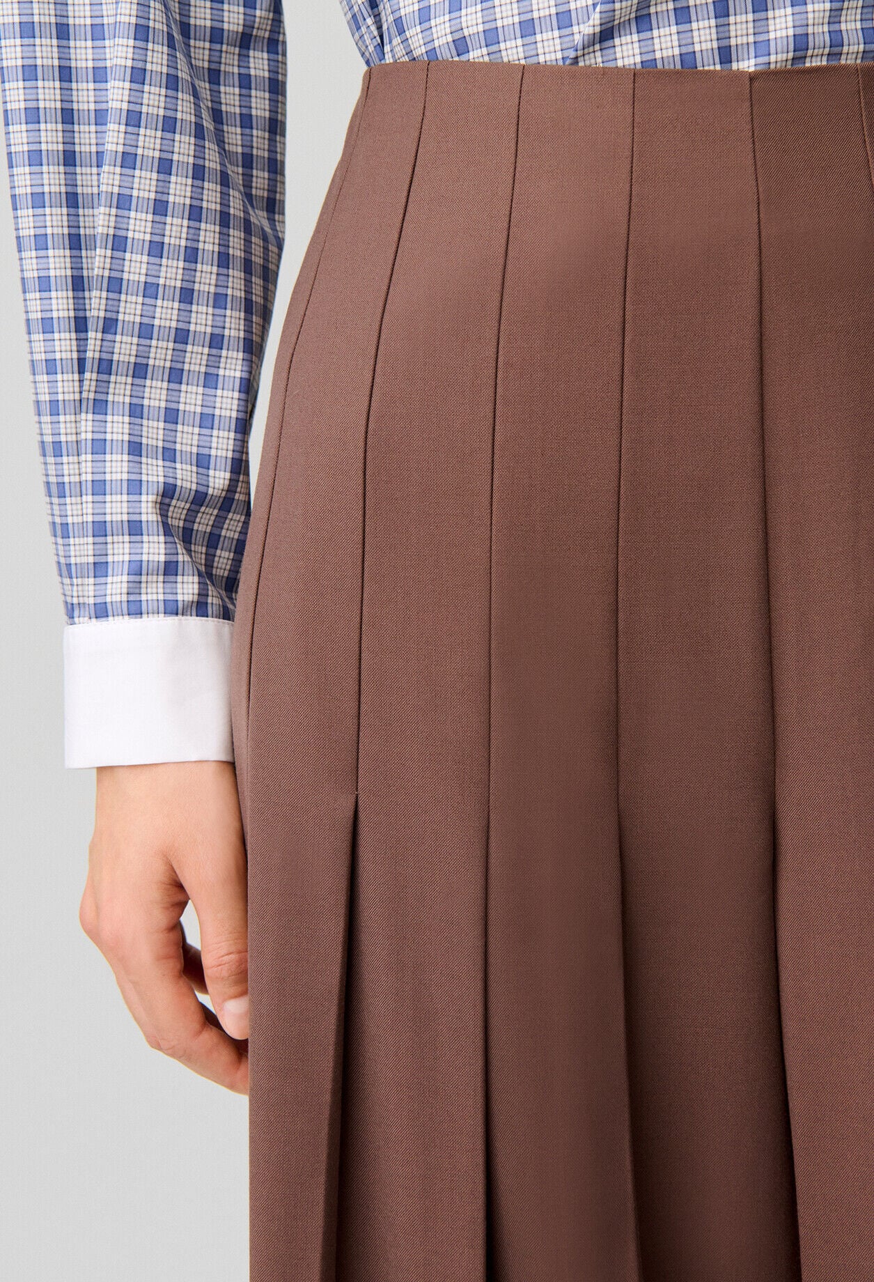 Wide straight-leg trousers