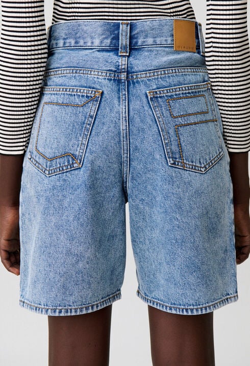 Straight-leg denim shorts