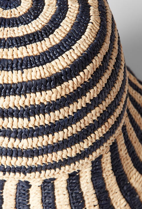 Raffia hat