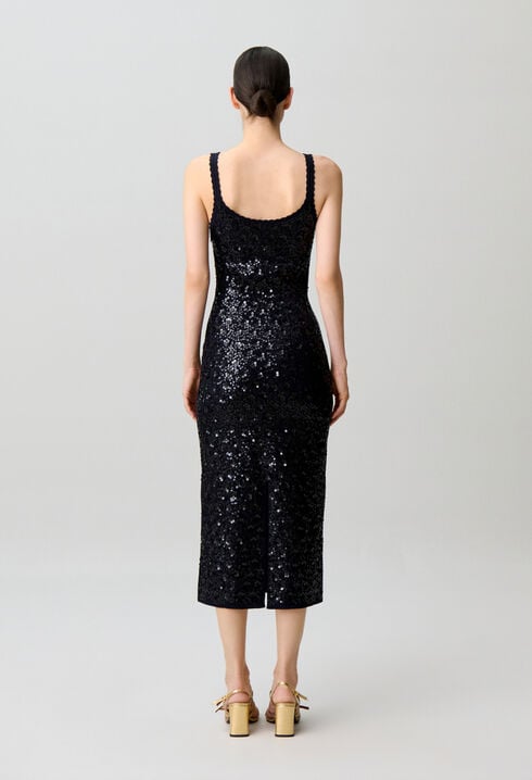 Long sequinned knitted dress