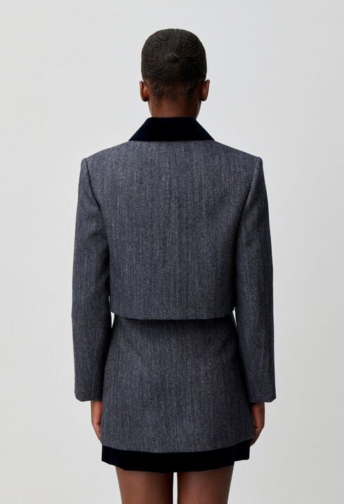 Bi-material tailored jacket