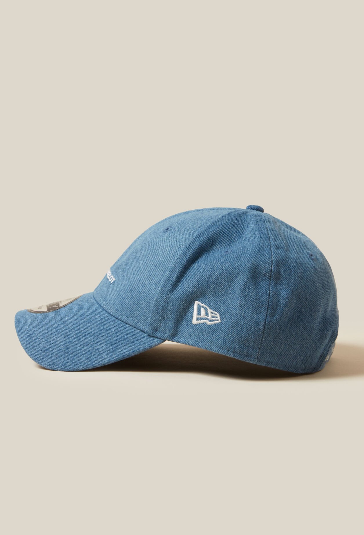 x New Era denim cap