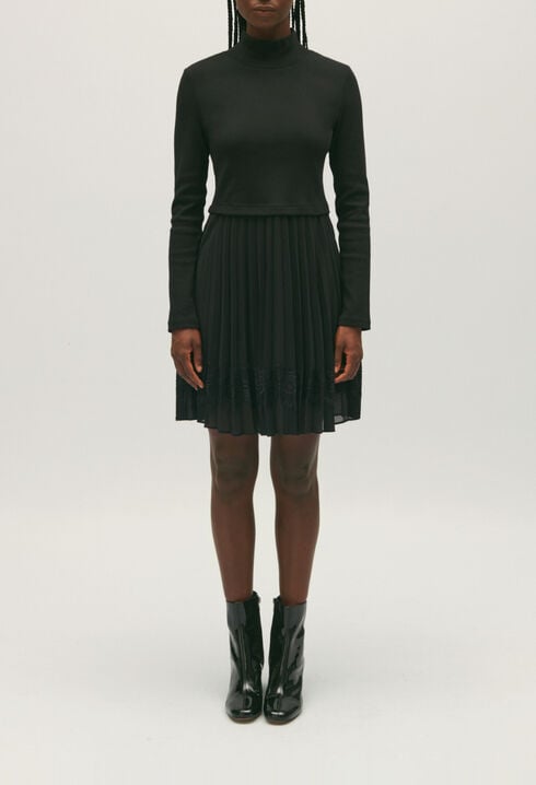 Twist short black pleated dress 