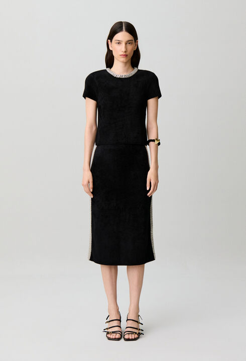 Short velvet-effect knit top