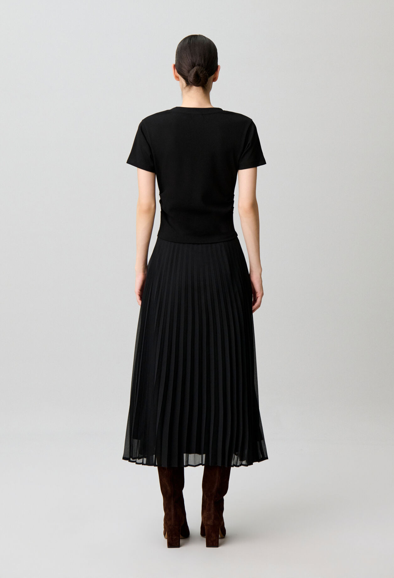 Straight pleated bi-material dress