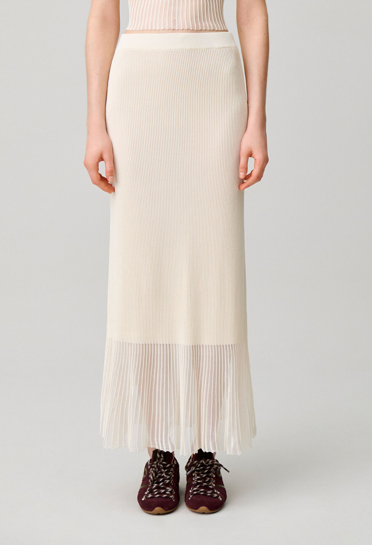 Long knitted skirt