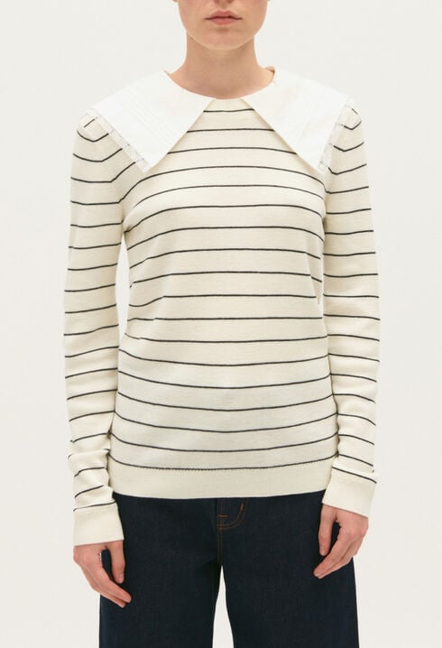 Jumper with removable collar