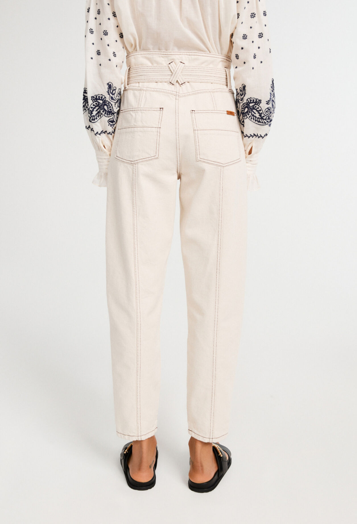 High-rise jeans High-rise jeans