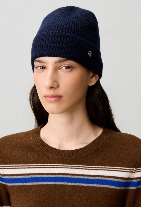 Knitted wool beanie
