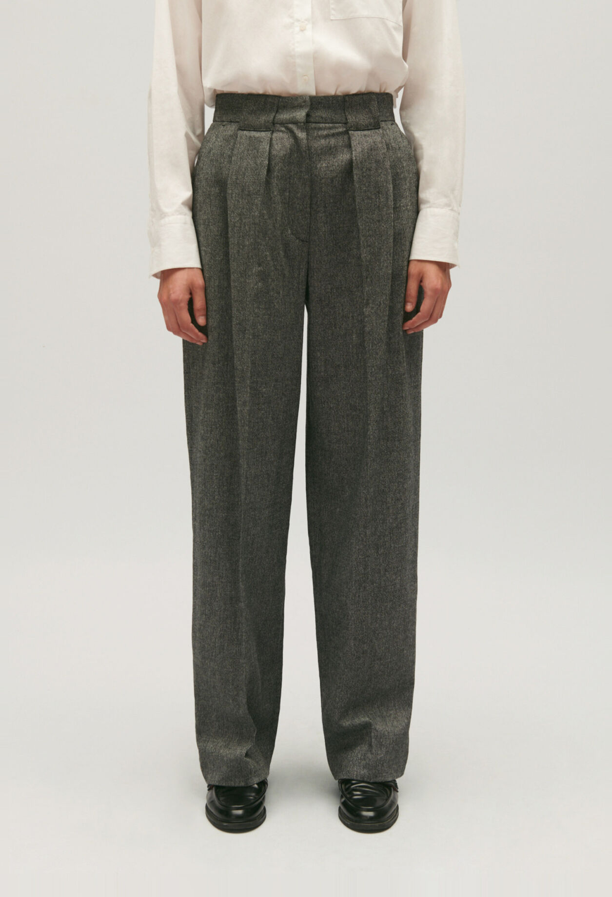 High-waisted trousers