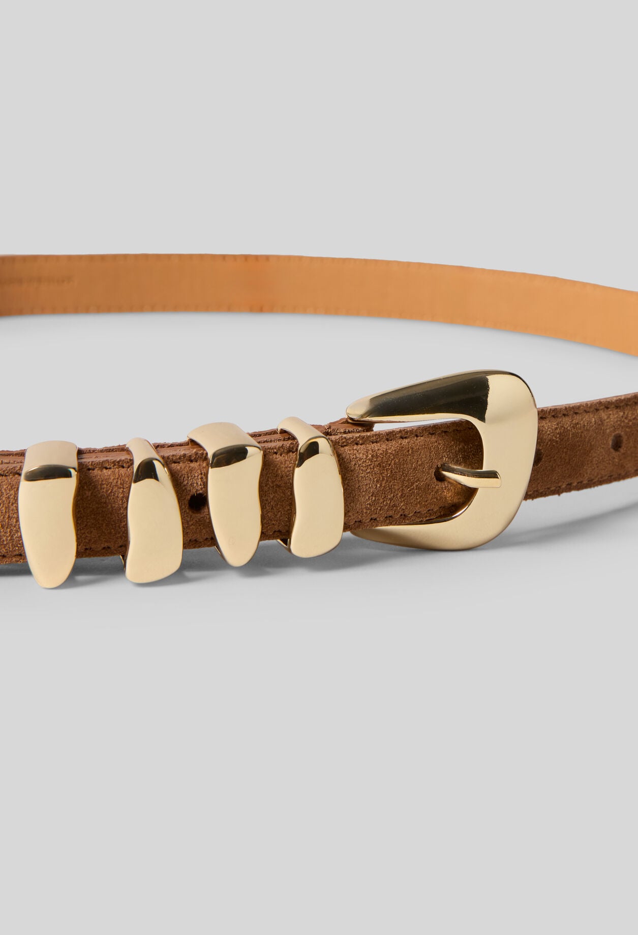 Smooth leather belt organic buckle