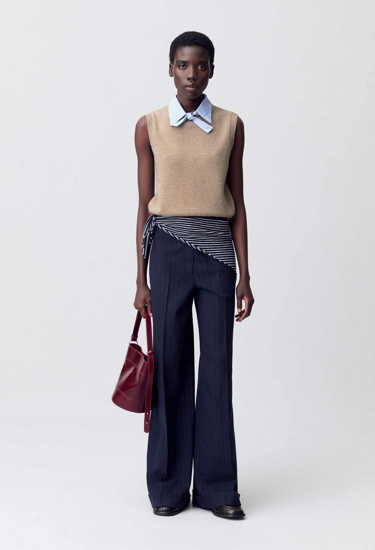 Sleeveless Jumper Removable Collar