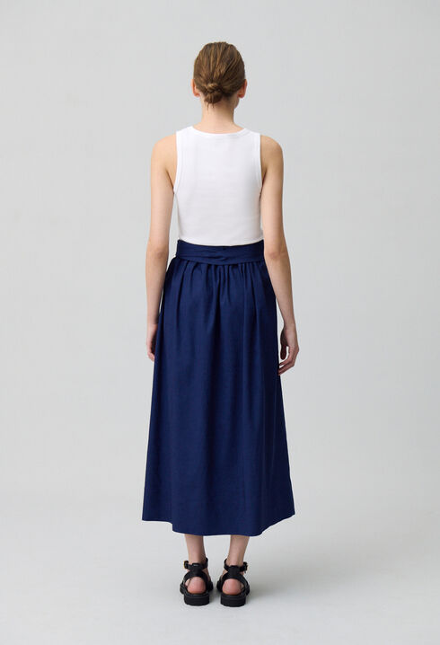 Midi skirt with buttons
