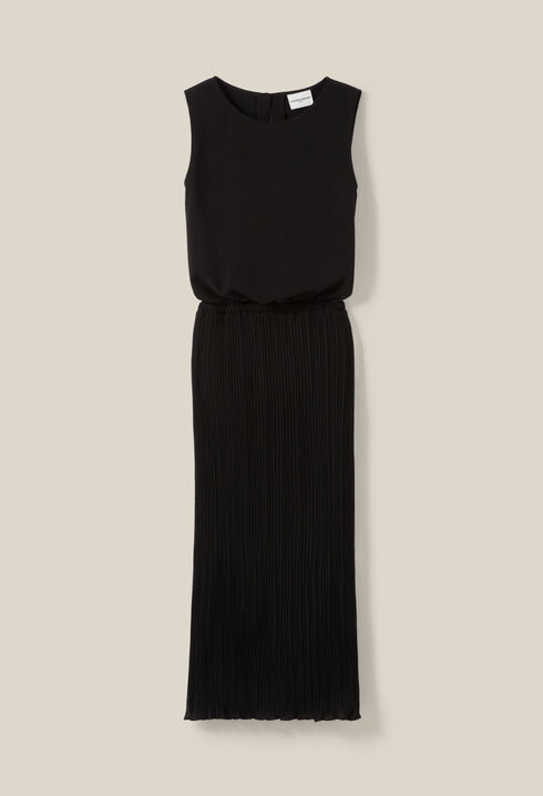 7/8 Dress with Round Neck