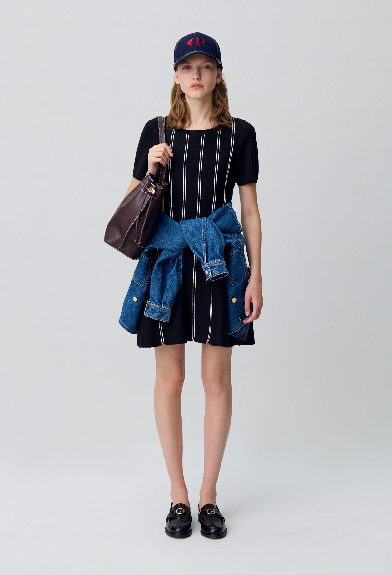 Skater-style short knit dress Skater-style short knit dress