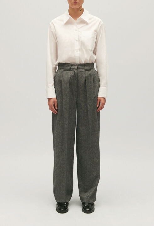 High-waisted trousers