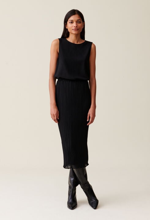 7/8 Dress with Round Neck