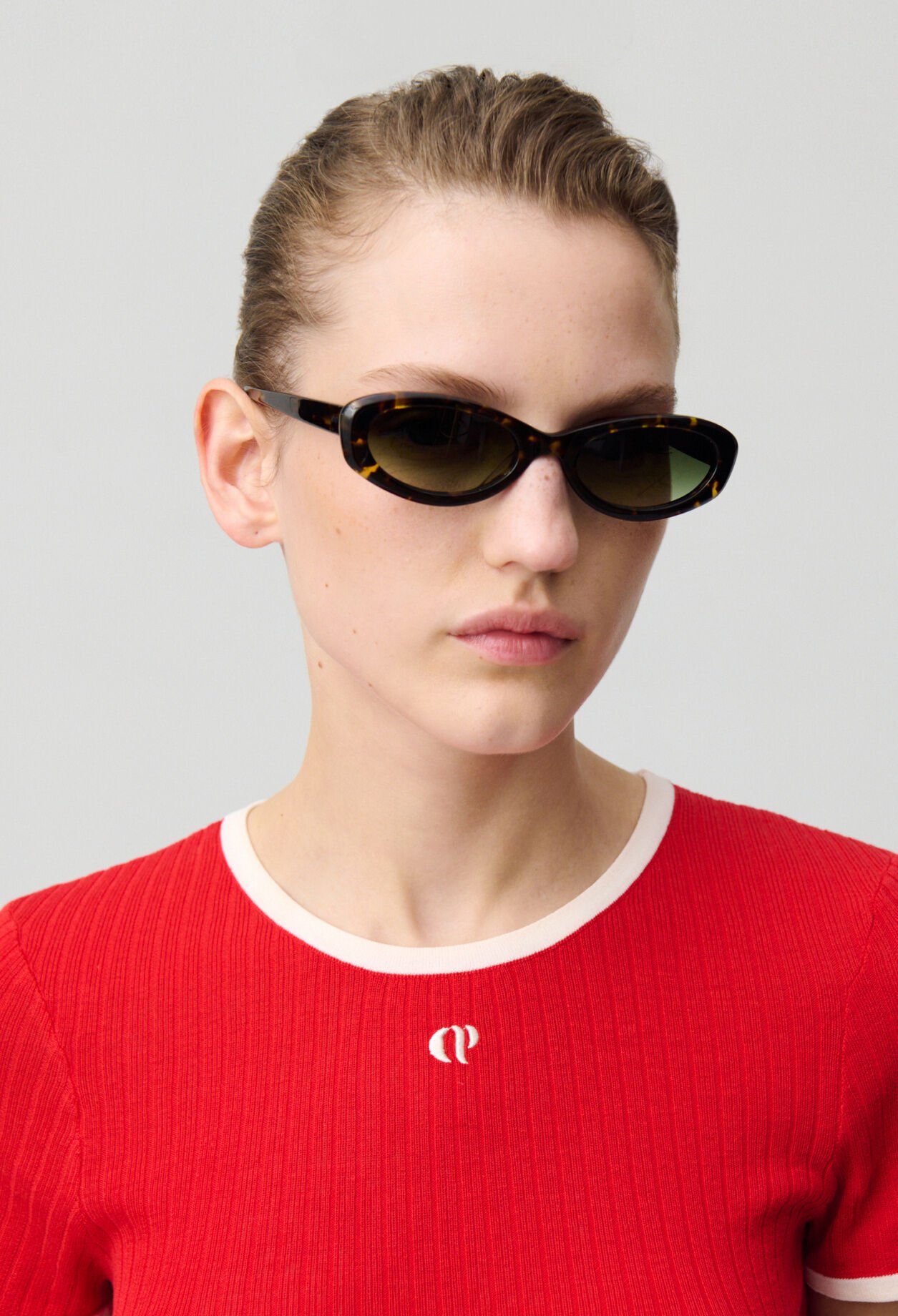 Oval sunglasses