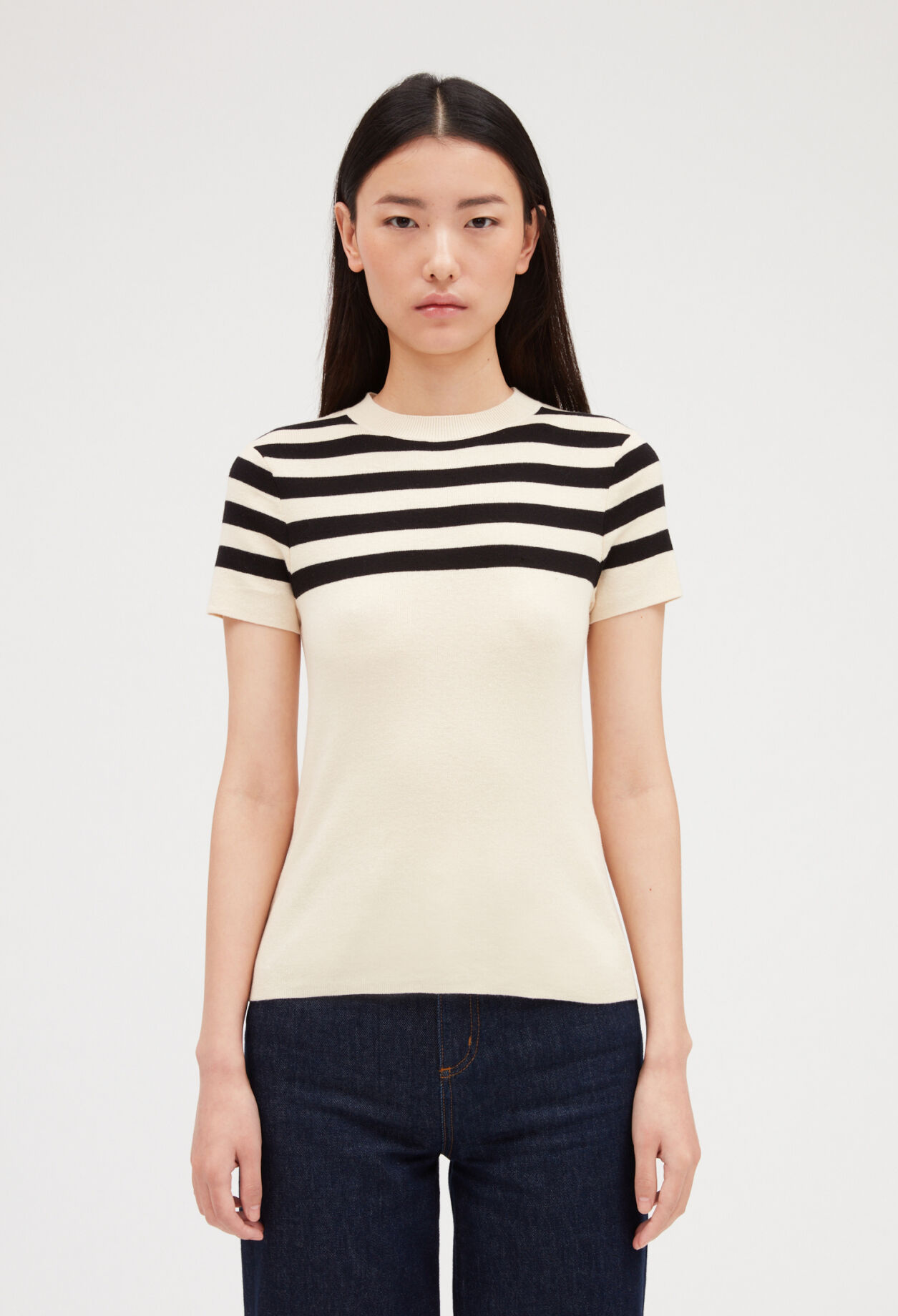 Two-tone short-sleeved jumper