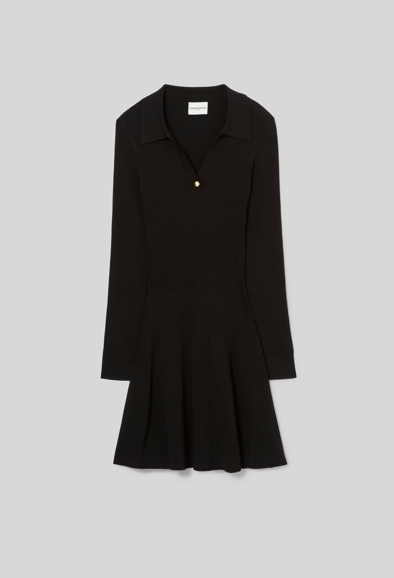 Short fine-knit dress