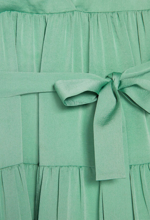 Robe fluide avec ceinture