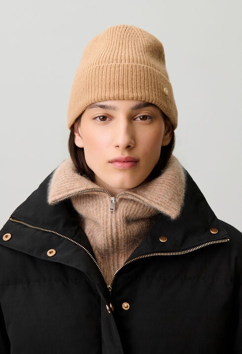 Knitted wool beanie